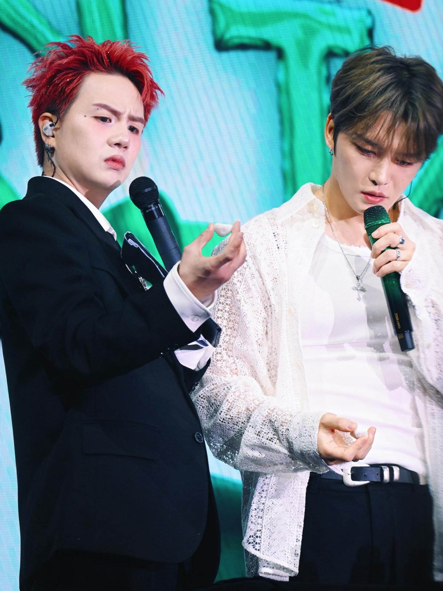 Duy Khánh áp lực khi bị Kim Jae Joong hỏi