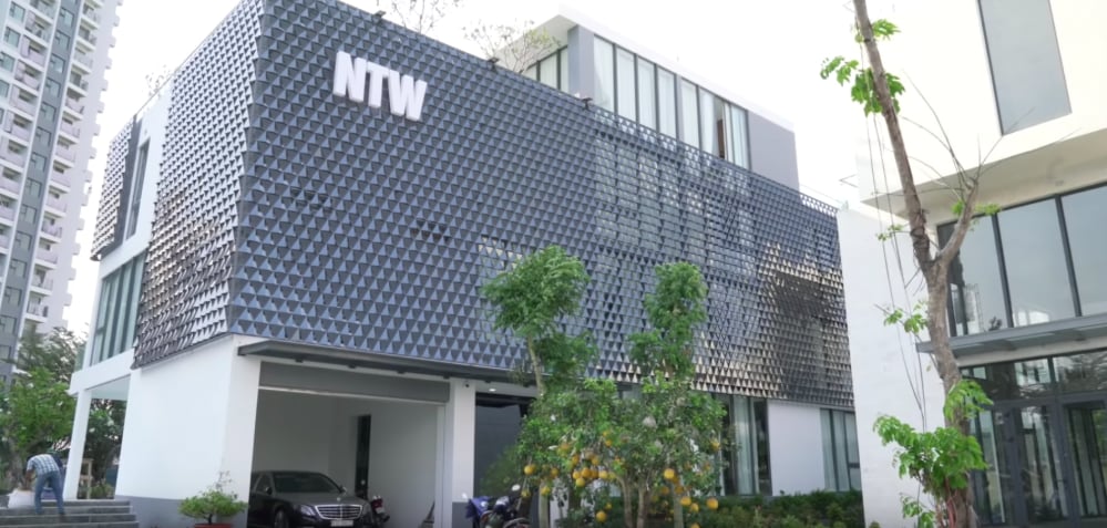 Cuộc sống hiện tại của người đẹp sở hữu biệt thự 50 tỷ, rộng 800m2 ở quận 9 sau biến cố vướng vòng lao lý- Ảnh 4.
