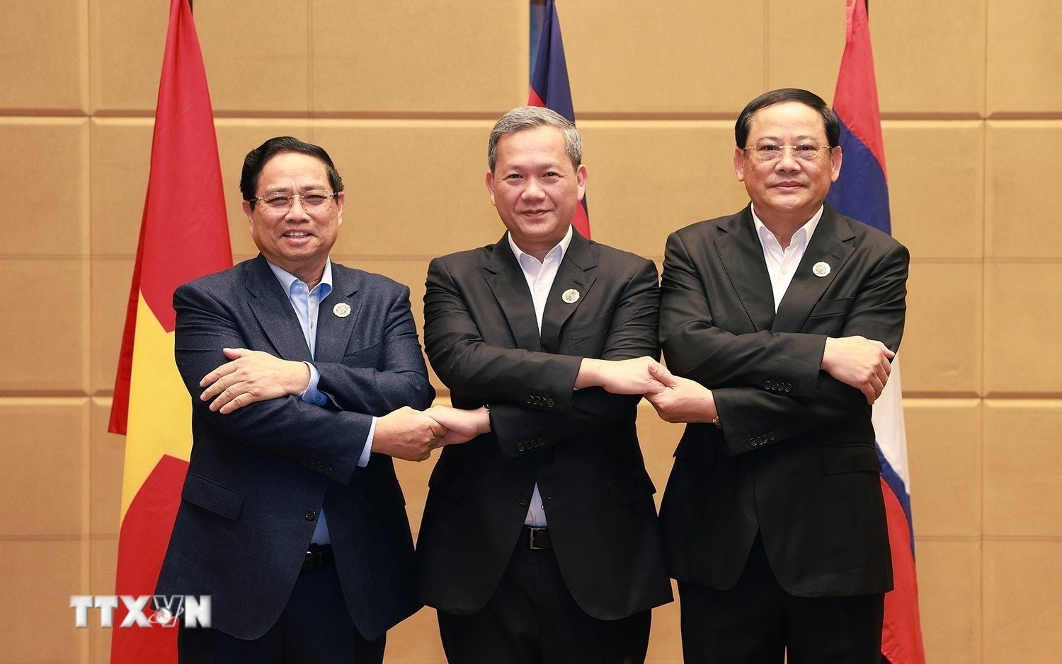 Thủ tướng Phạm Minh Chính ăn sáng làm việc với Thủ tướng Campuchia và Thủ tướng Lào - Ảnh 1.