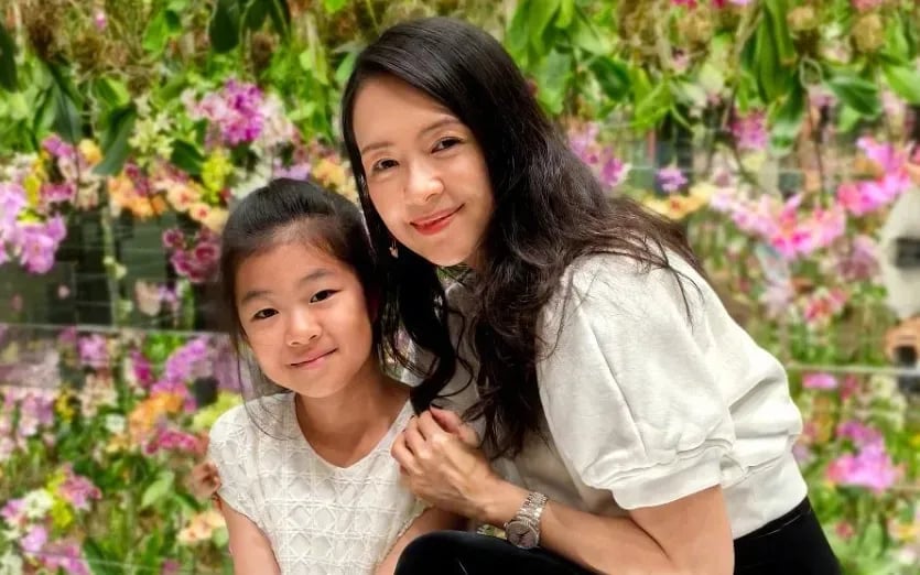 Chương Tử Di giành lại quyền nuôi con sau 2 năm ly hôn- Ảnh 1.