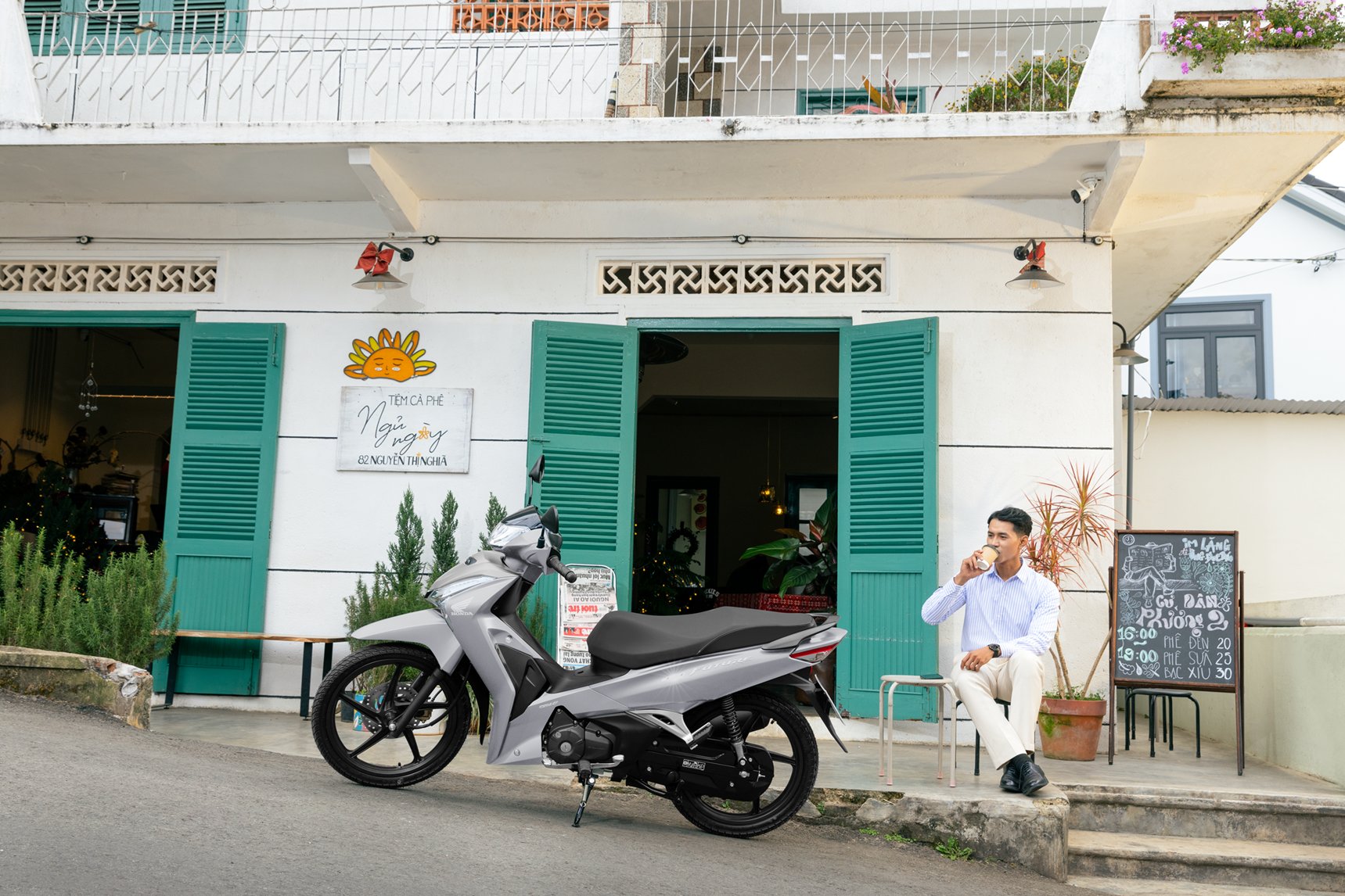 Vừa ra mắt Việt Nam xe Honda đời mới: Mạnh hơn Wave nhưng ăn xăng chưa tới 1,5L/100km, giá rẻ hơn Vision- Ảnh 1.