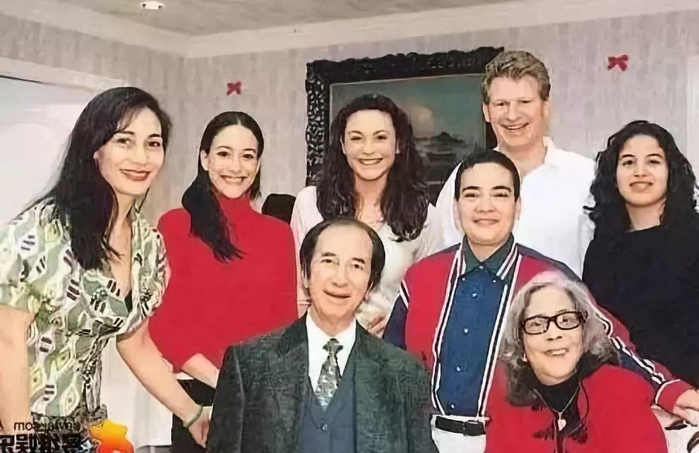 Bi kịch của con trai trưởng Vua sòng bài Macau- Ảnh 4.