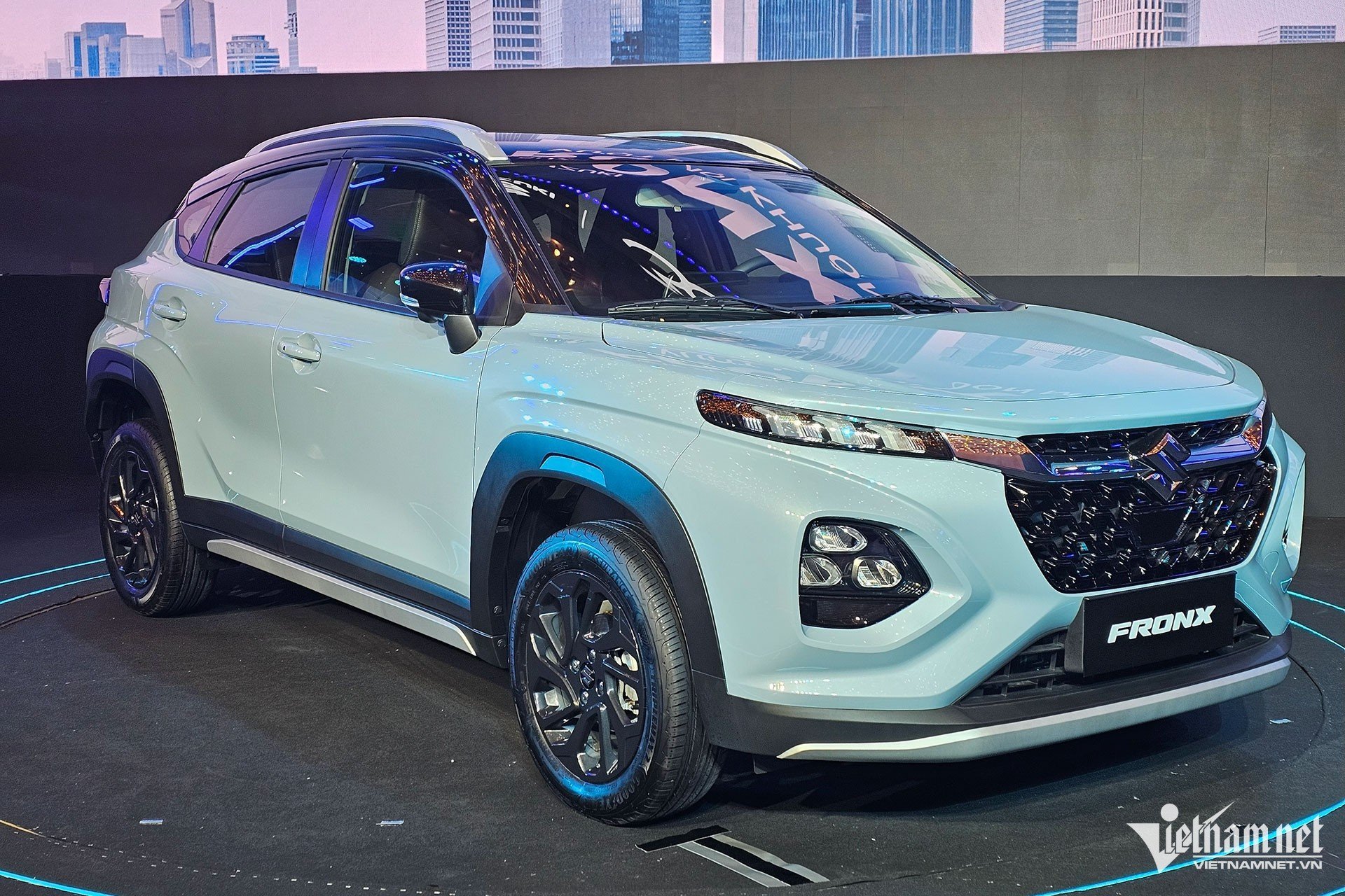 W-Suzuki Fronx 2025 Vietnamnet (1).jpg