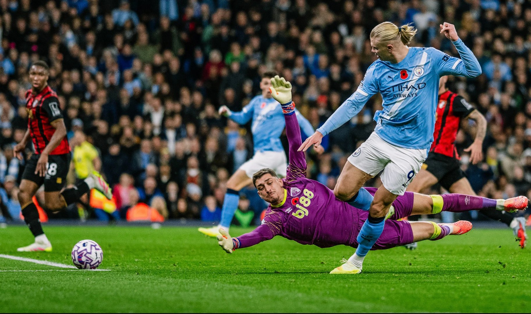 Haaland bùng nổ, Man City lên ngôi nhì Ngoại hạng - Ảnh 4.