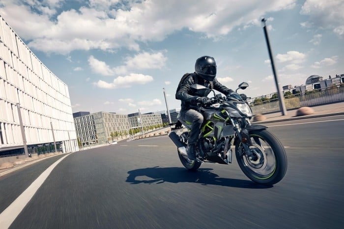Kawasaki-Z125-6