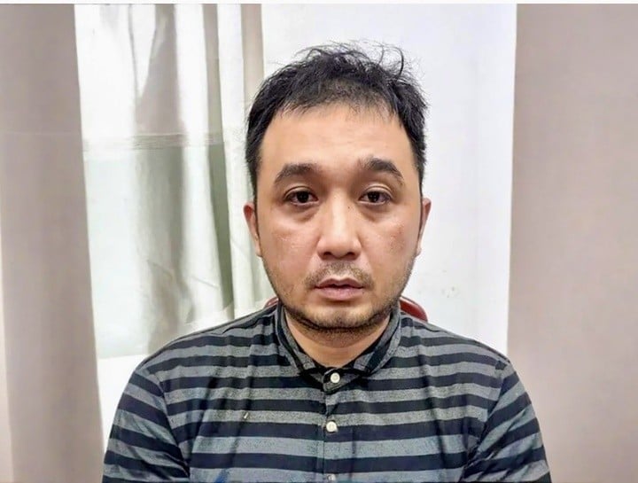 Trốn truy nã nhưng vẫn lập sòng bạc, đối tượng sa lưới tại An Giang- Ảnh 1.