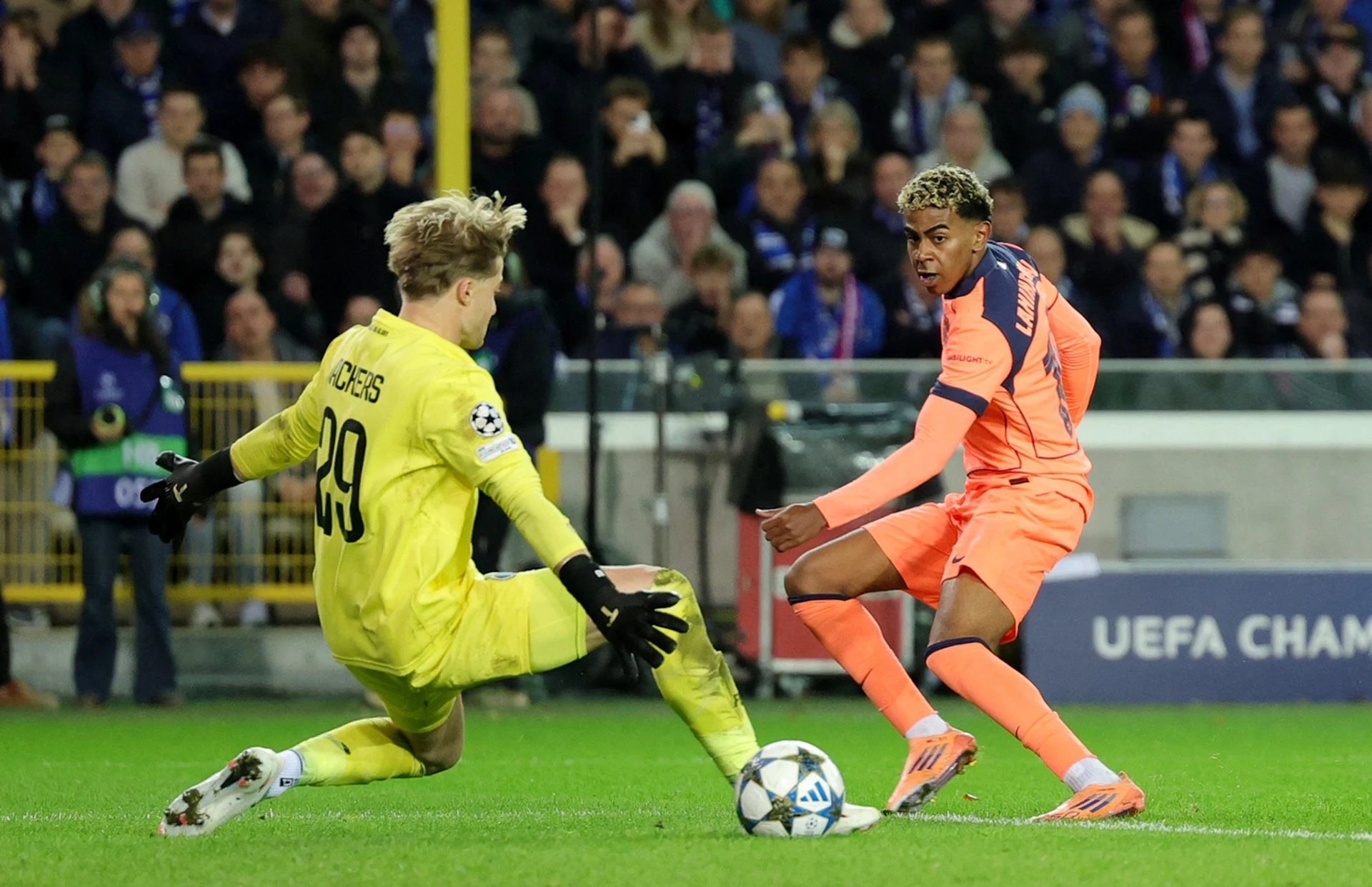 Brugge dau Barcelona anh 5