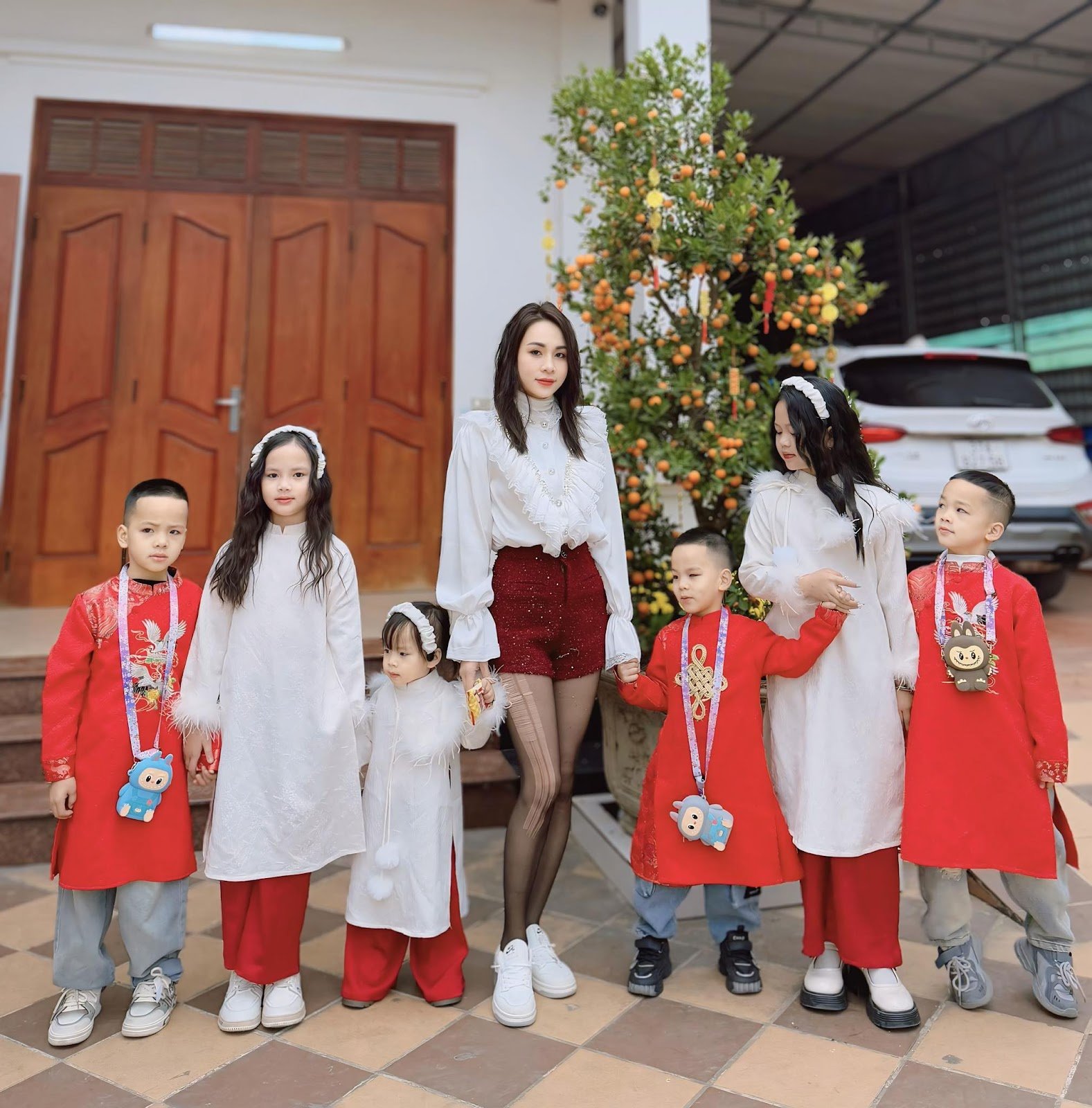 Mẹ 34 tuổi ở Nghệ An sinh 6 con, chồng đi làm xa một mình “cân” hết, chi phí nuôi con mới choáng- Ảnh 6.