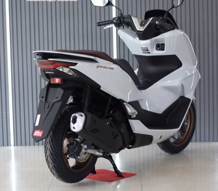 honda-pcx-160-11