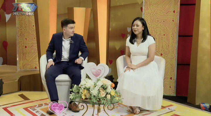 Yêu xa nửa vòng trái đất, chàng sinh viên Mỹ dồn hết học bổng để cưới vợ Việt - Ảnh 1.