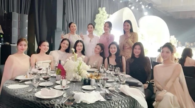 cap-nhat-toan-canh-dam-cuoi-hoa-hau-do-thi-ha-va-viet-vuong-tiec-cuoi-sang-het-nac-quy-tu-dan-sao-dinh-dam-5