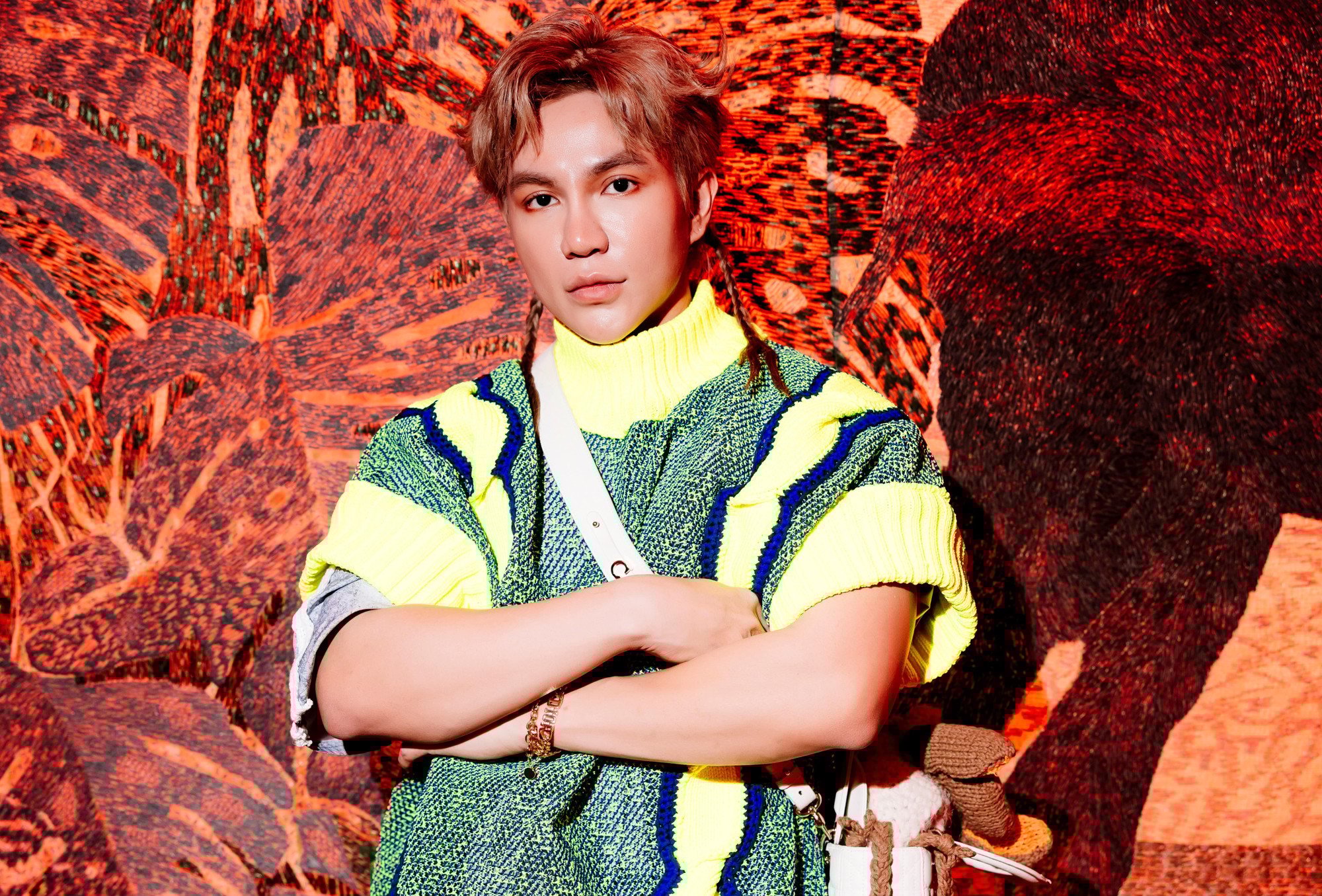 Beauty blogger' Call Me Duy gây tranh cãi dữ dội khi tham dự 'Fashion Week', sự thật là gì? | Báo điện tử Tiền Phong