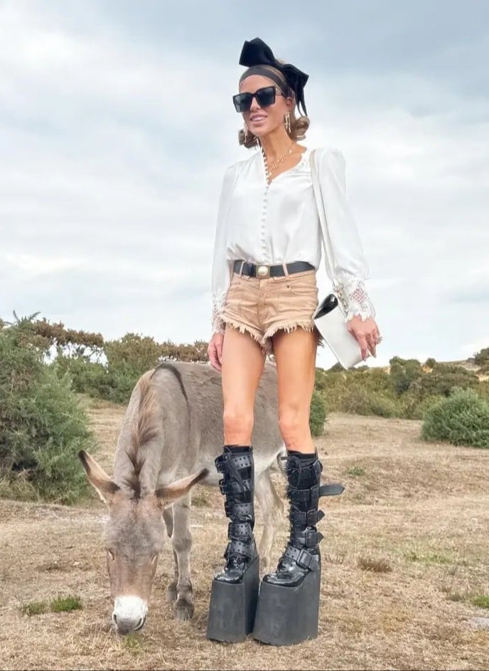 Mỹ nhân đẹp nhất nước Anh giờ chỉ còn lại bộ xương khô- Ảnh 6.