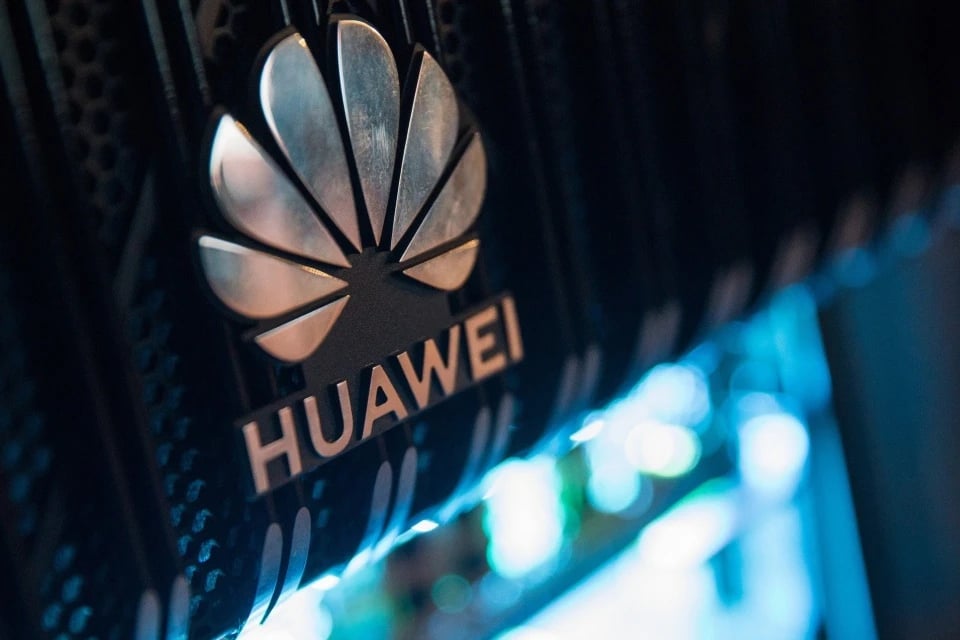 11-1762830545-tin-soc-voi-huawei.jpg