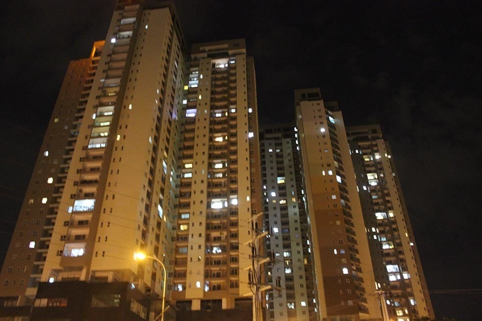 Chung cư Hà Nội: Đêm về căn hộ sáng đèn được bao nhiêu?