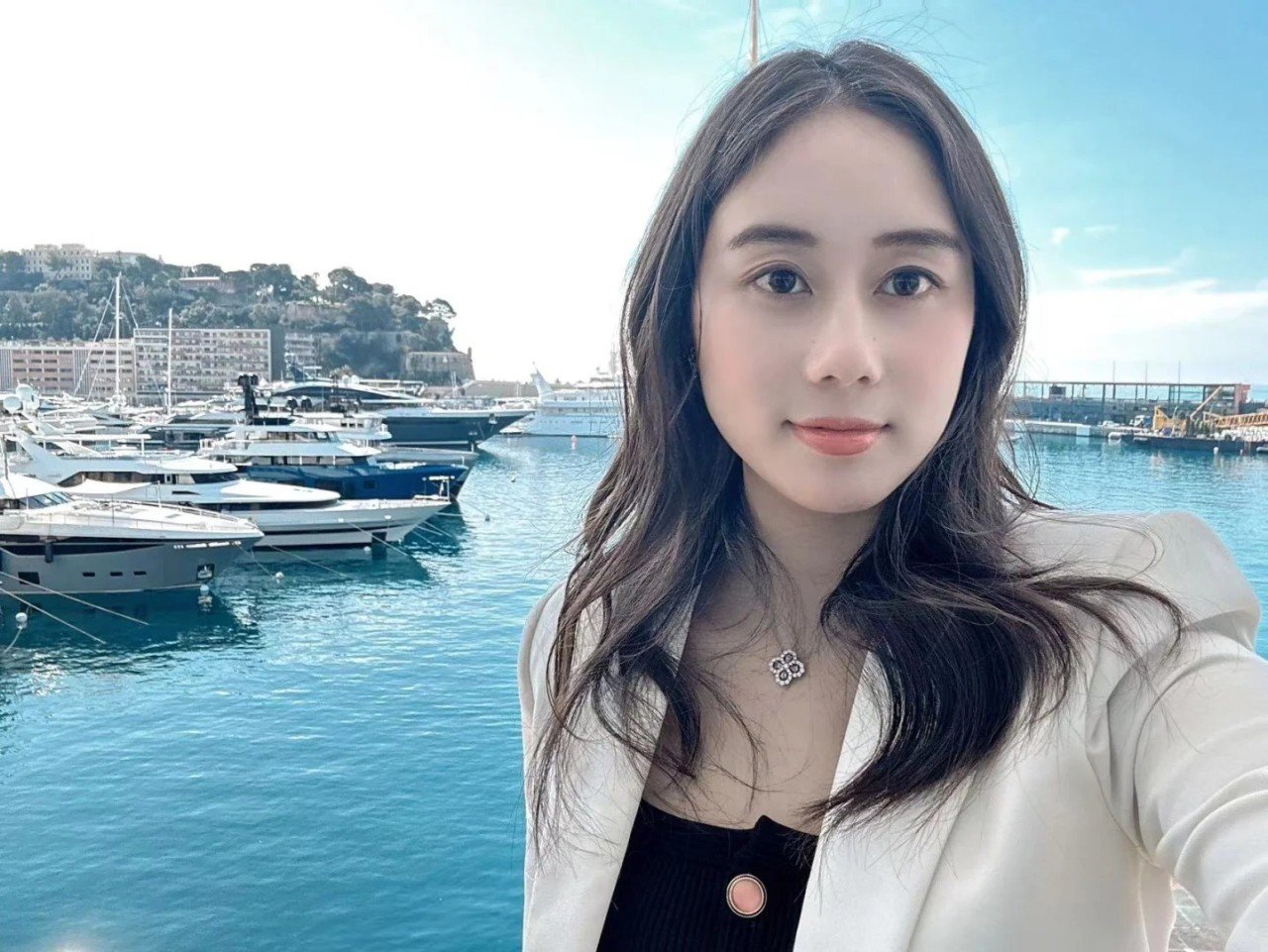 Chân dung cô giáo tiểu học có tài sản hơn 2.000 tỷ- Ảnh 3.