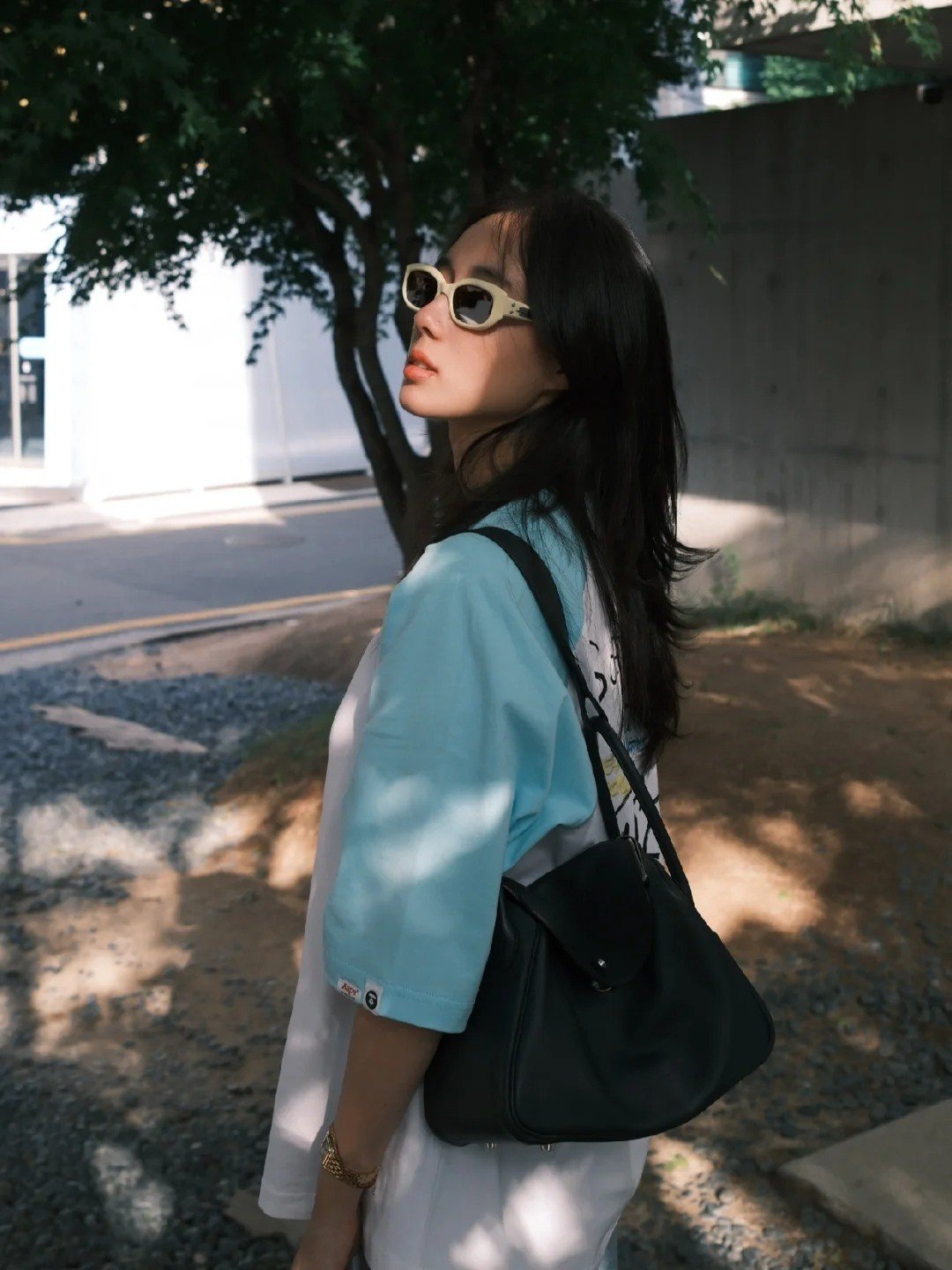 Chân dung cô giáo tiểu học có tài sản hơn 2.000 tỷ- Ảnh 11.