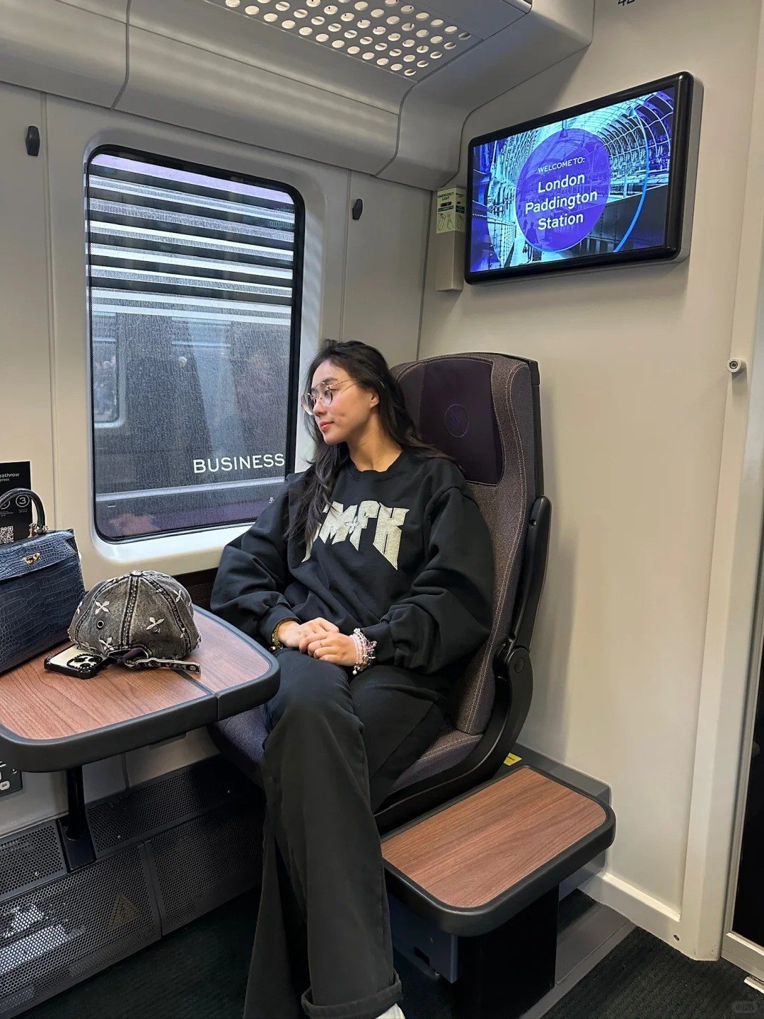 Chân dung cô giáo tiểu học có tài sản hơn 2.000 tỷ- Ảnh 12.