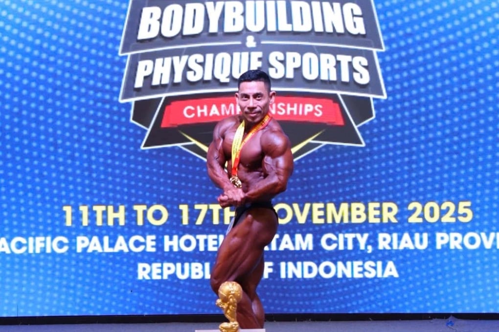 Lực sĩ Phạm Văn Mách lần thứ 7 vô địch thể hình thế giới ở tuổi 49 - 1