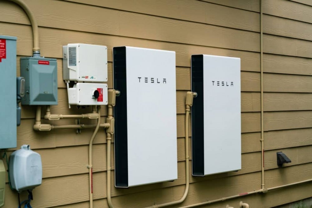 Tesla-Powerwall-Recall-1024x683