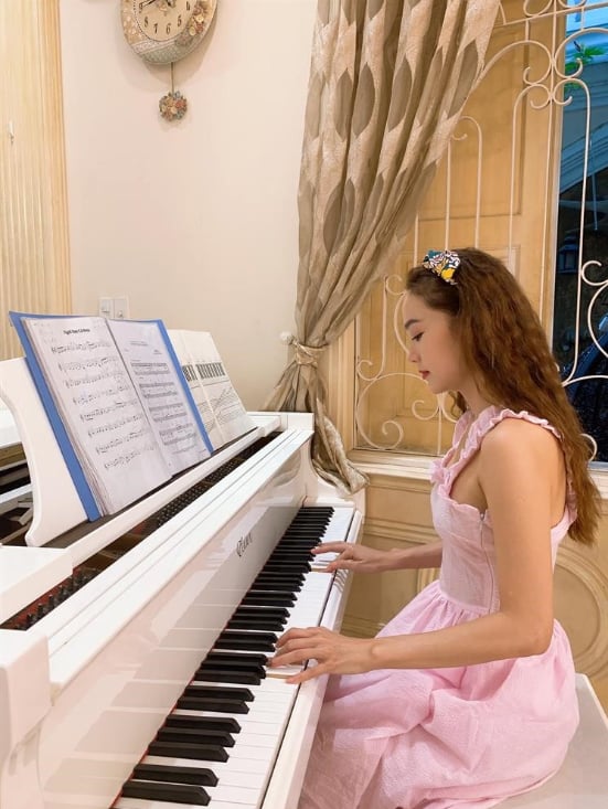 Minh-hang-giau-co-nao-can-canh-biet-thu-dat-vuon-o-tphcm-dong-nai-cua-nu-ca-si-gay-choang-3