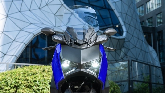 2026-Yamaha-XMAX125-2