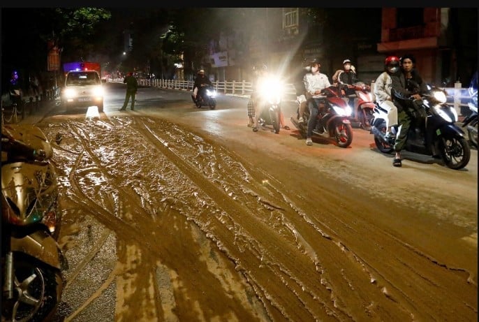 ha-noi-loi-khai-gay-bat-ngo-cua-tai-xe-xe-tai-lam-roi-bun-khien-nhieu-nguoi-nga-2