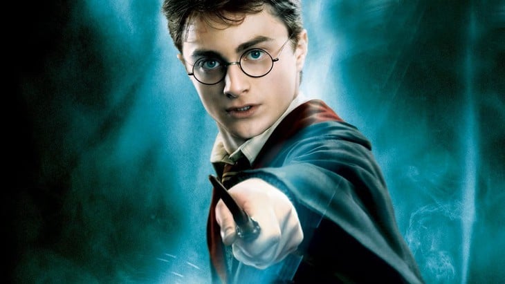 19-1763538313-harry-potter-doi-dau-viet-tam-thu-cho-nguoi-ke-nhiem-xuc-dong-khi-thay-dan-dien-vien-moi-qua-nho.jpeg