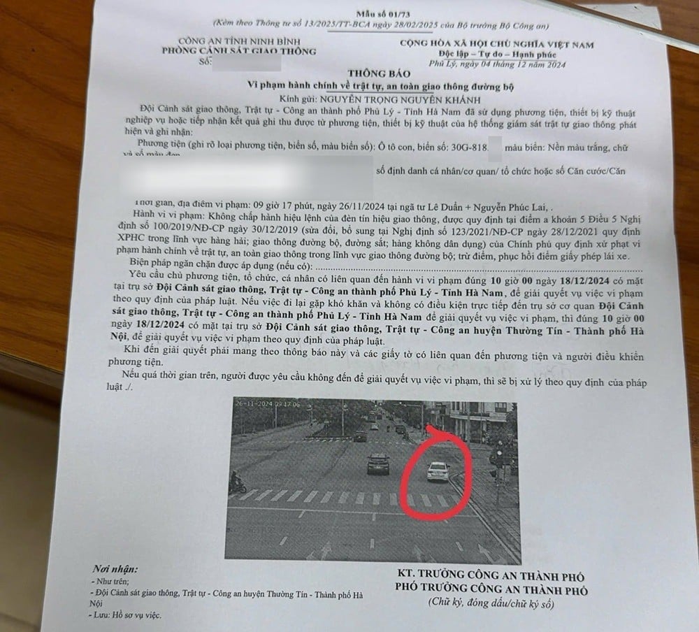 19-1763540431-ha-noi-di-dang-kiem-chu-xe-ford-ta-hoa-phat-hien-ganh-oan-phat-nguoi-cho-ca-kia-va-hyundai.jpg