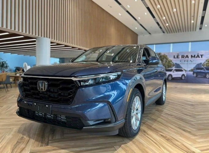 Honda CR-V nhận ưu đãi khủng, quyết ‘hạ bệ’ Mazda CX-5 bằng giá lăn bánh hấp dẫn giữa tháng 11/2025 ảnh 1