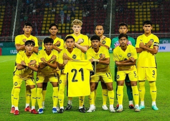 24-1763967811-khung-hoang-bong-da-malaysia-khi-ban-tay-sat-cua-fifa-la-cuu-canh-duy-nhat.jpg