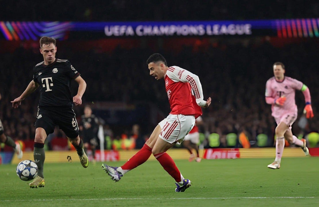 27-1764198681-cham-dut-ac-mong-10-nam-arsenal-thang-thuyet-phuc-bayern-vuon-len-dan-dau-champions-league.jpg