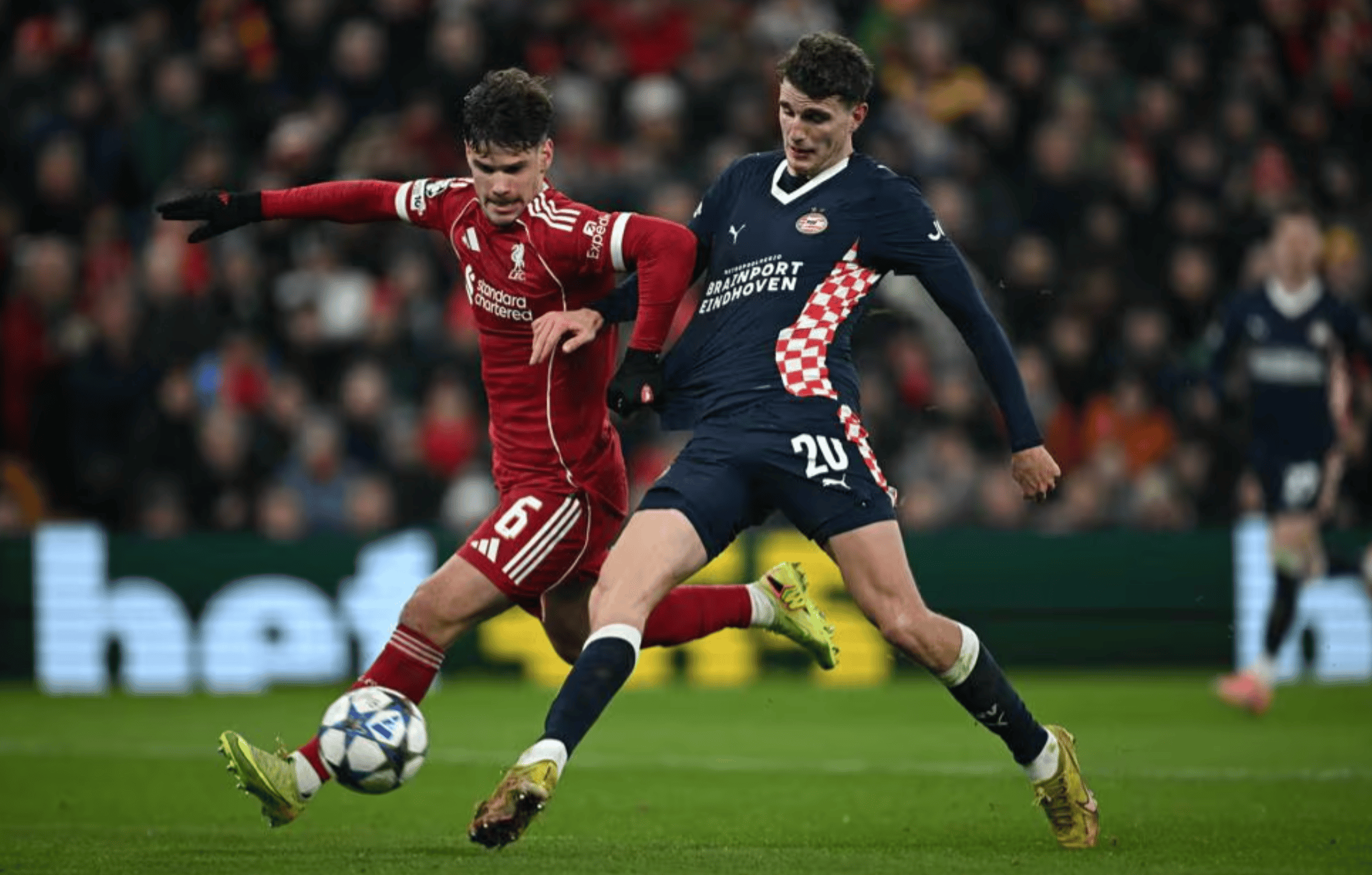 Liverpool thảm bại 1-4, PSV ca khúc khải hoàn tại sân Anfield - Ảnh 3.