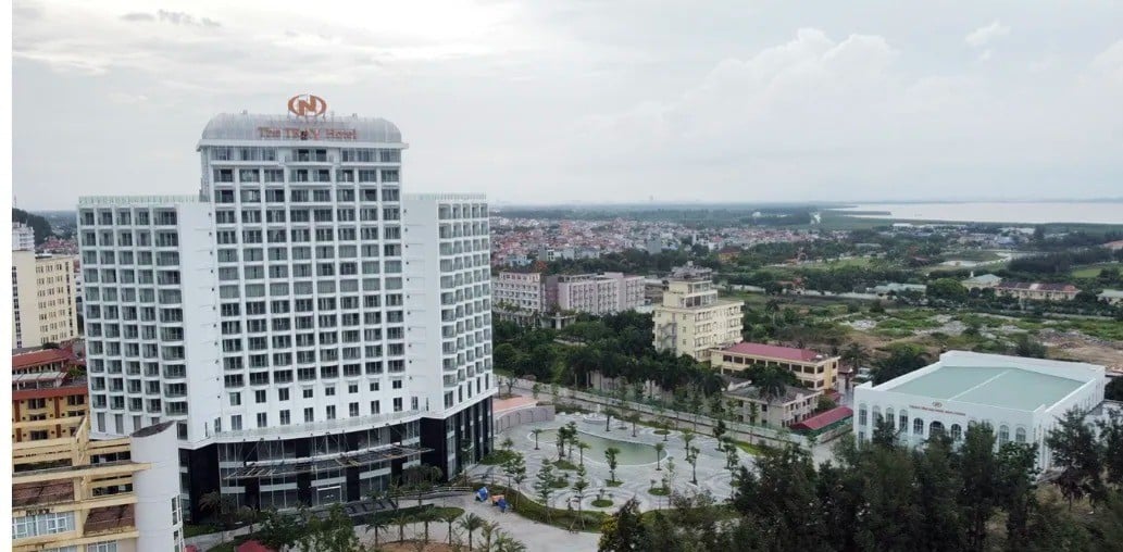 27-1764235571-hai-phong-thu-hoi-25ha-du-an-khach-san-quoc-te-cua-tap-doan-nam-cuong-sau-20-nam-lum-xum.jpg
