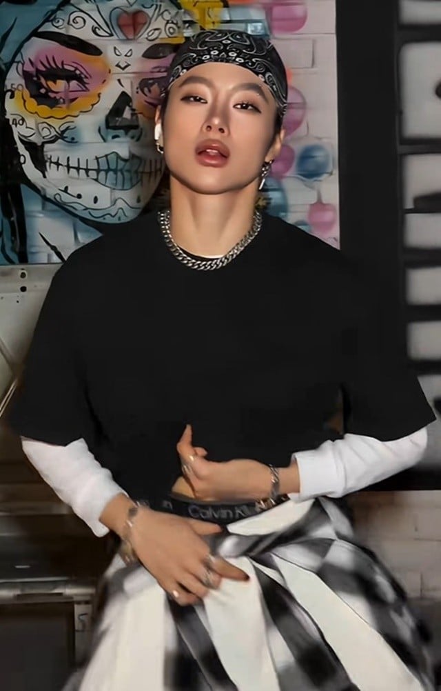 angela-phuong-trinh-1