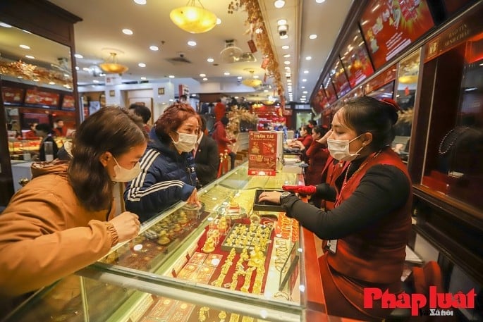 Giá vàng hôm nay 1/12/2025