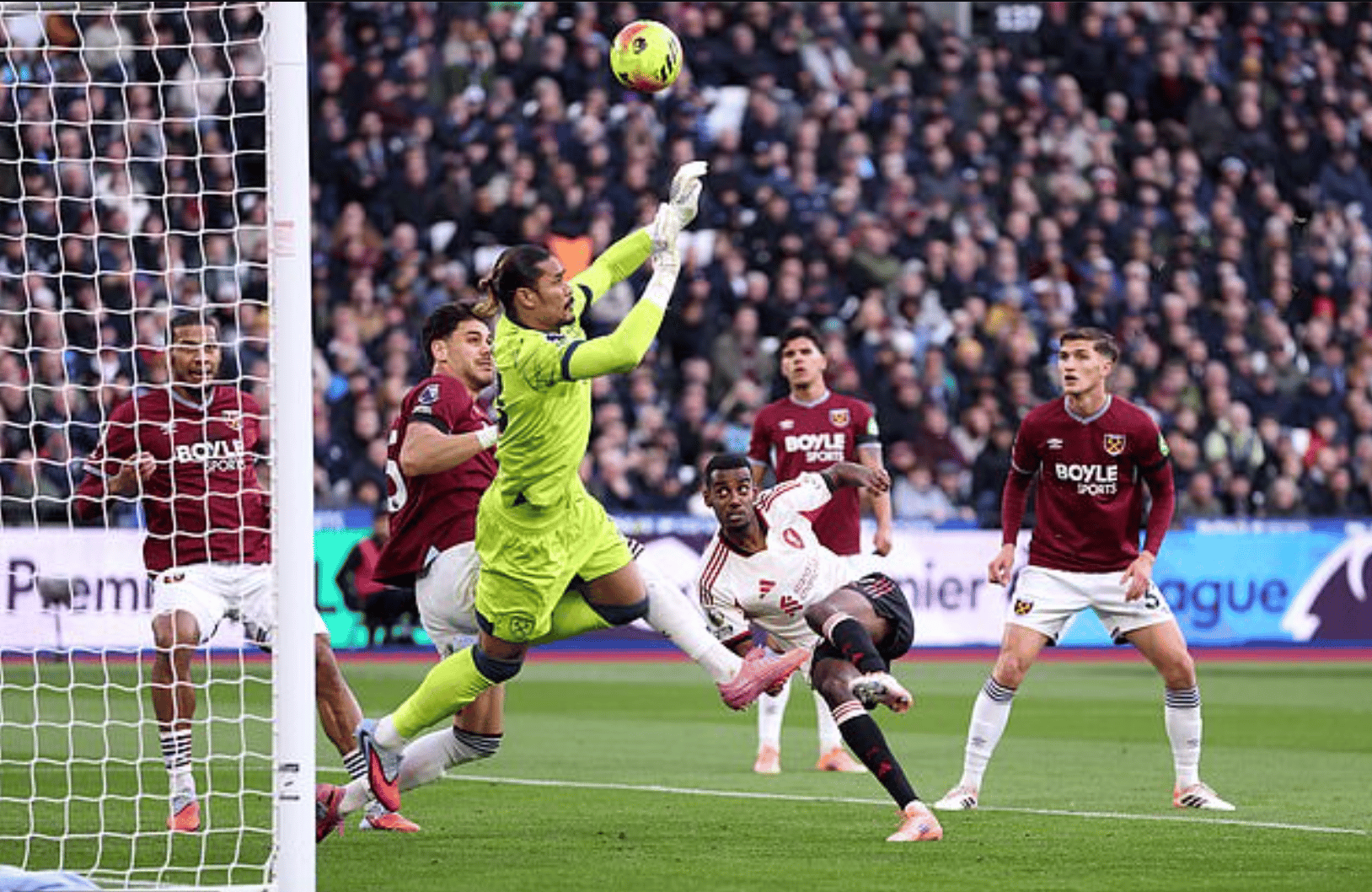 Liverpool đánh sập 