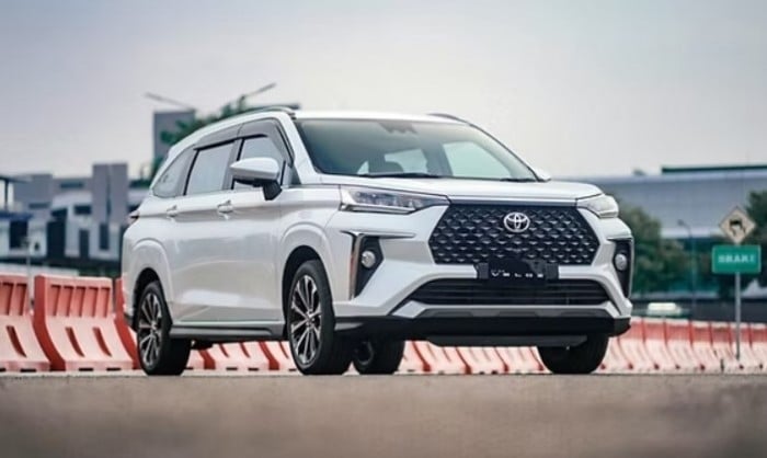 Giá xe Toyota Veloz Cross đầu tháng 11/2025 ở mức cực kỳ cạnh tranh, ‘soán ngôi’ Mitsubishi Xpander ảnh 4