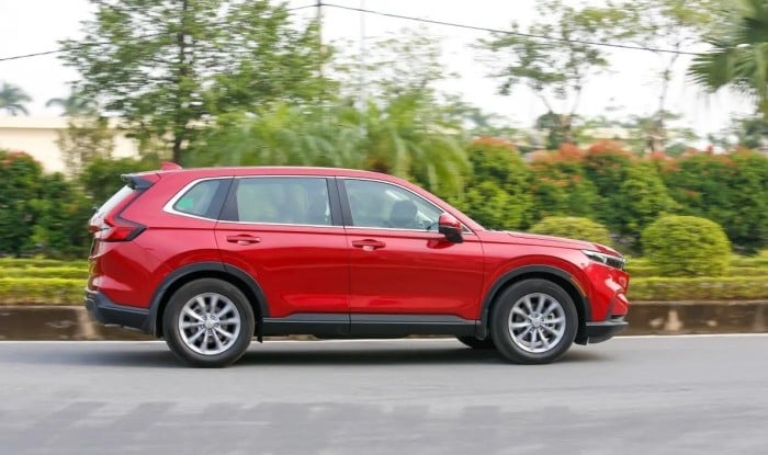 Cập nhật giá lăn bánh Honda CR-V kèm ưu đãi hấp dẫn đầu tháng 12/2025, có thể ‘hạ đo ván’ Mazda CX-5 ảnh 5