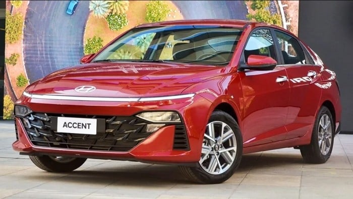 Giá lăn bánh giảm sâu đầu tháng 12/2025, Hyundai Accent quyết ‘hạ gục’ Honda City và Toyota Vios ảnh 1