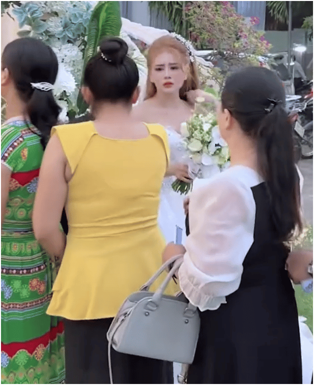TikToker Công chúa hỗn với mẹ chồng ngay trong đám cưới: Bật khóc nói lý do vẫn gây tranh cãi- Ảnh 4.