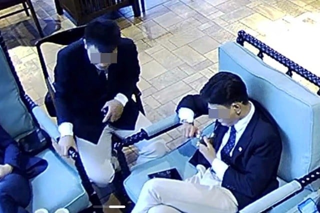 Tong-tai-goi-thu-ky-danh-nguoi-o-quan-ca-phe-ha-noi-la-quan-vu-mot-muc-noi-su-that-bi-che-mo-4