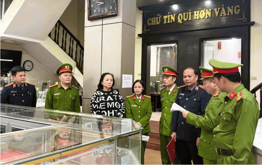 Doanh thu hàng ngàn tỷ, chỉ nộp thuế 10 triệu/tháng, tiềm lực của Vàng bạc Kim Chung thế nào? - ảnh 1