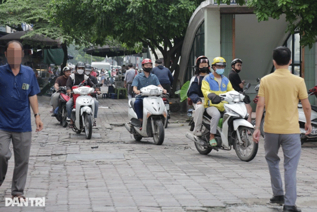 Camera-ai-phat-hien-nhung-loi-ma-nguoi-dieu-khien-oto-xe-may-lau-nay-van-hon-nhien-mac-phai-7