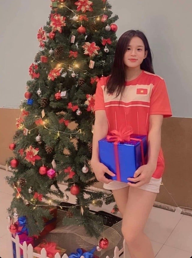 3-chi-em-tham-du-seagames-10