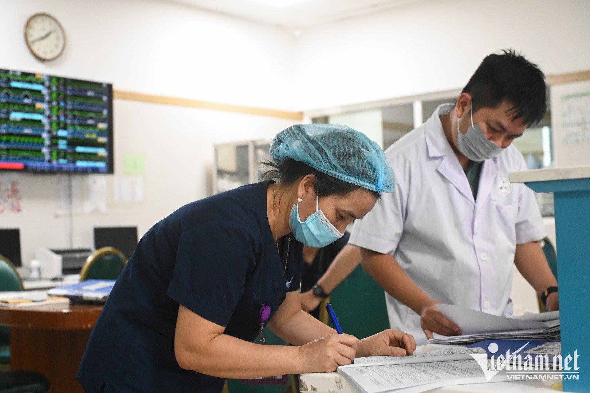 w hoi suc tich cuc benh vien bach mai 9 1389.jpeg