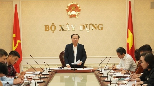 bo-xay-dung-vao-cuoc-vu-chung-cu-hh-linh-dam-cam-gui-xe-dien-1765510724430_11zon