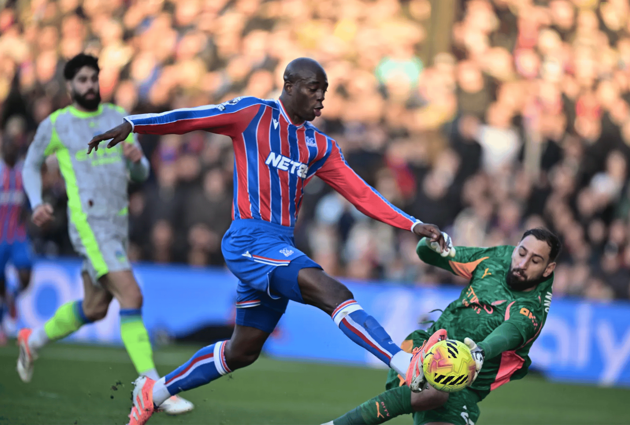 Man City đè bẹp Crystal Palace tại Selhurst Park - Ảnh 1.