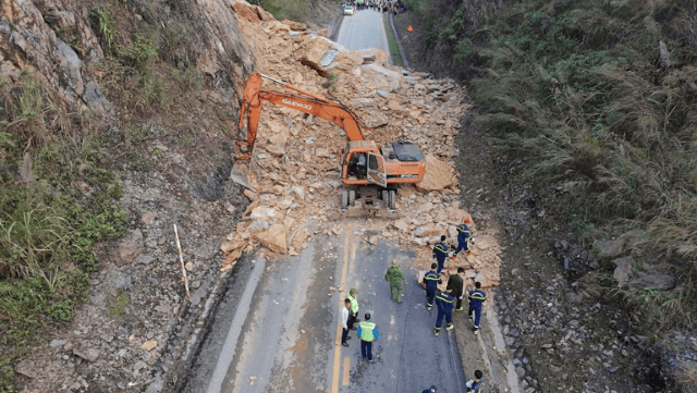 sat-lo-deo-thung-khe