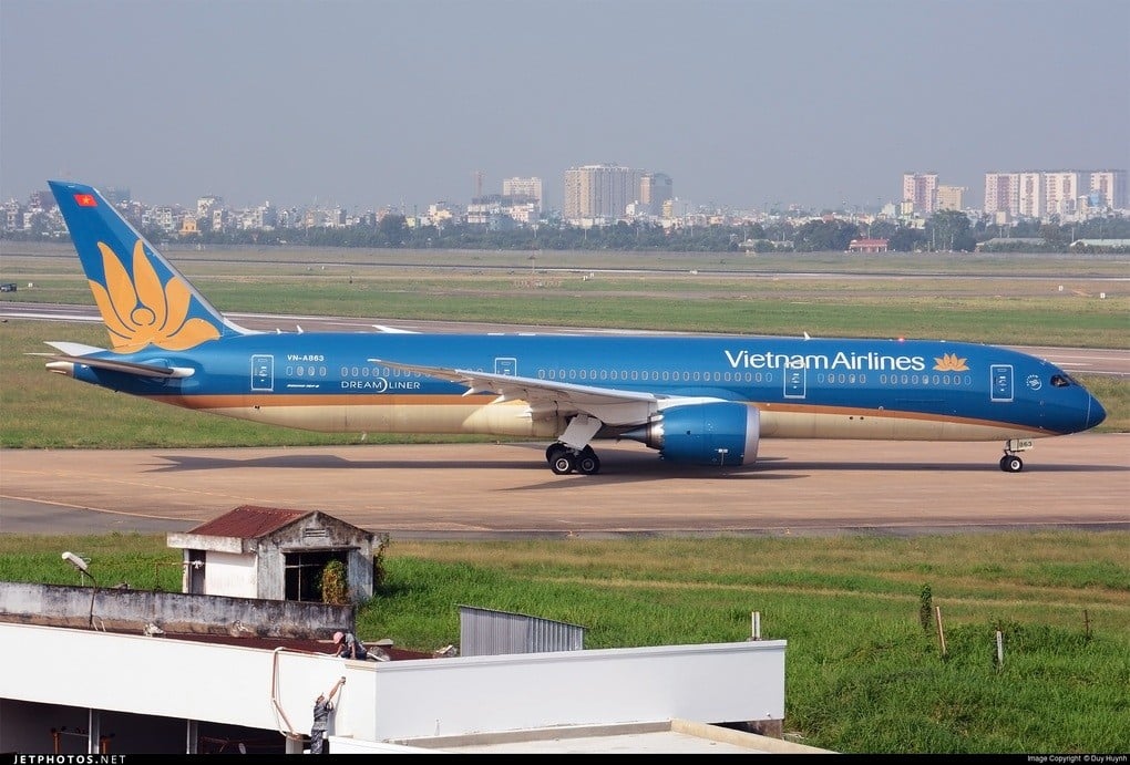 Hé lộ chuyến bay đầu tiên hạ cánh xuống sân bay Long Thành chiều nay - 1